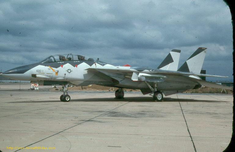 100 F-14A 158979 NK100 VF1 CAG BIRD REF 1977