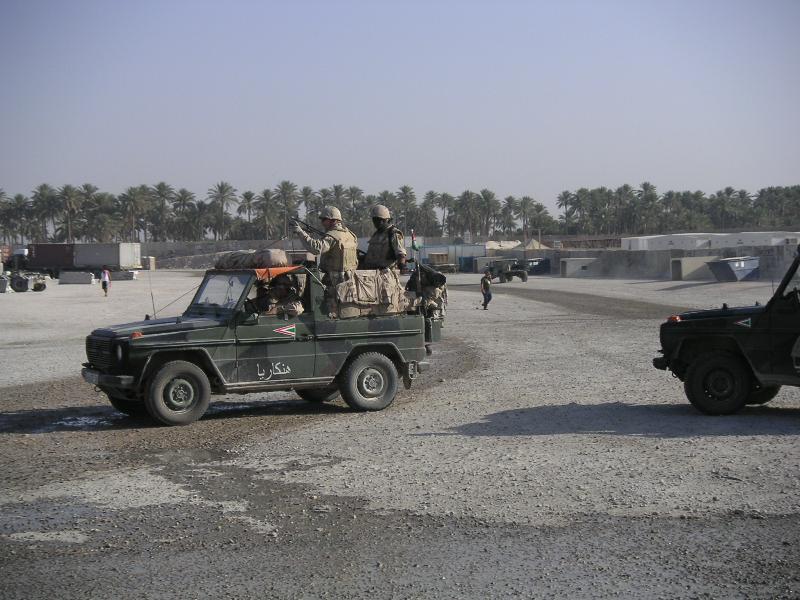 MB G-250,MH Irakban2004