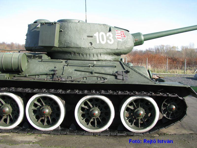 T-34-85 Nagyatád