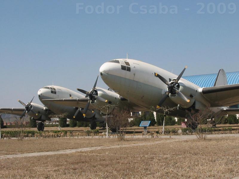 Beijing Aviation Museum

C-46, ilyent sem láttam még előtte élőben...