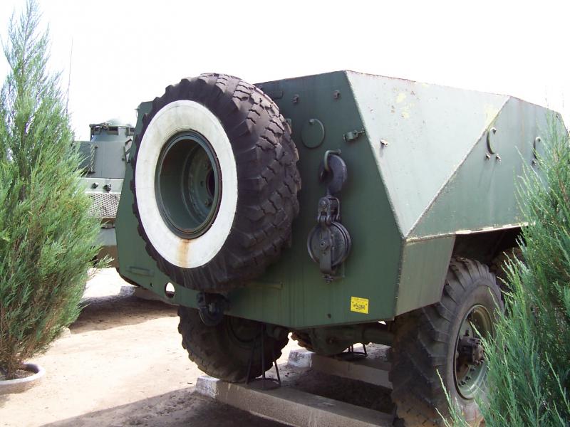 BTR-152

2005 Kecel