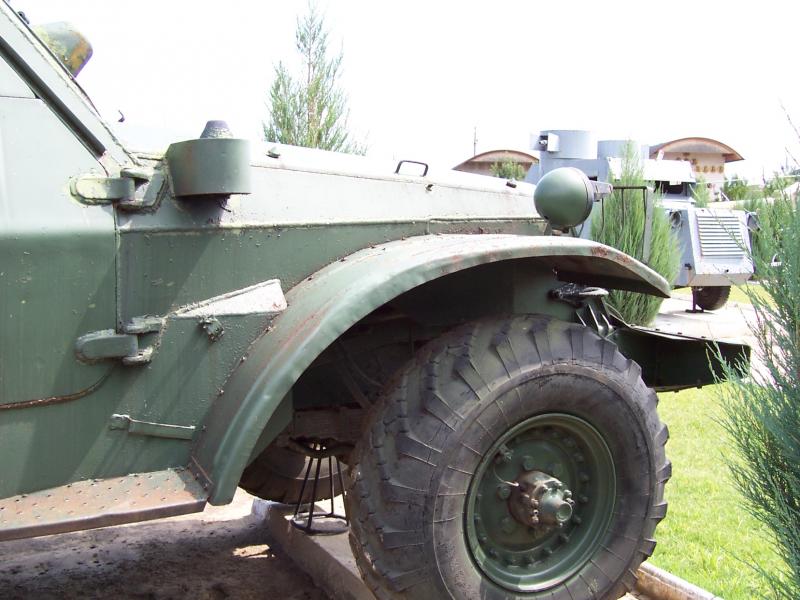 BTR-152

2005 Kecel