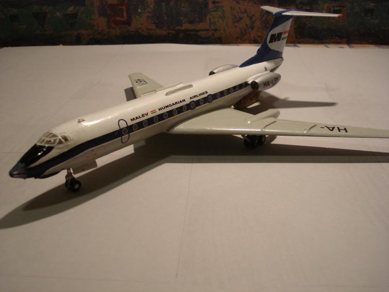 DSC02748

Tu-134
