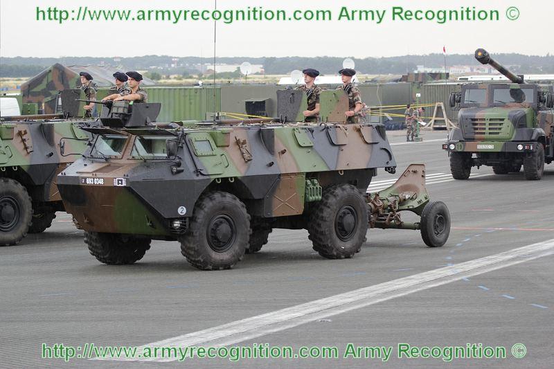 VAB_Mo_120_93e_RAM_regiment_artillerie_montagne _14_juillet_july_2010_military_parade_defile_militaire_france_french_army_001