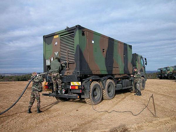 Eurosam_SAMP-T_power_generation_module_module_Renault_truck_MBDA_France_French_army_003