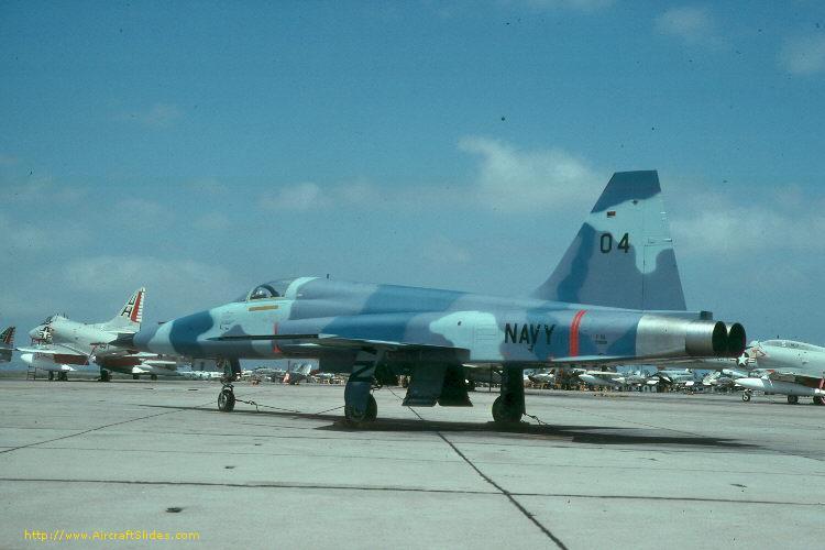 04 F-5E 159881 TOP GUN 1975