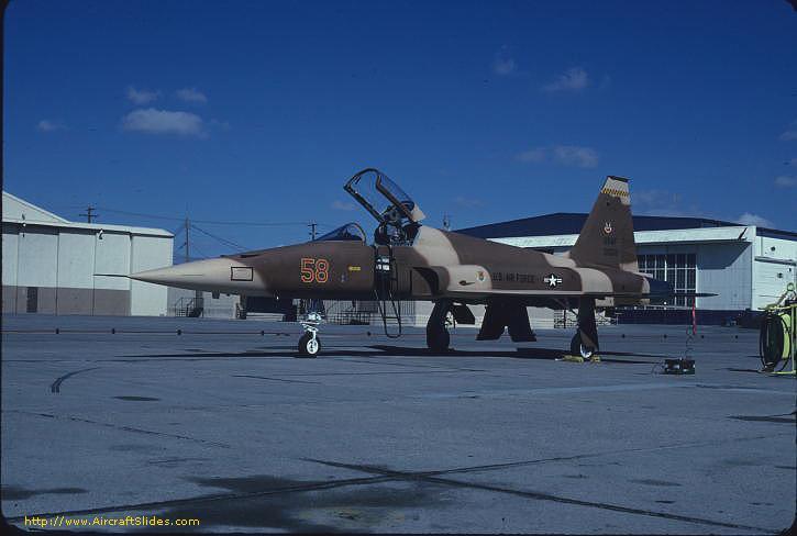 58 F-5E 01558 57FWW at 18-Oct-1985