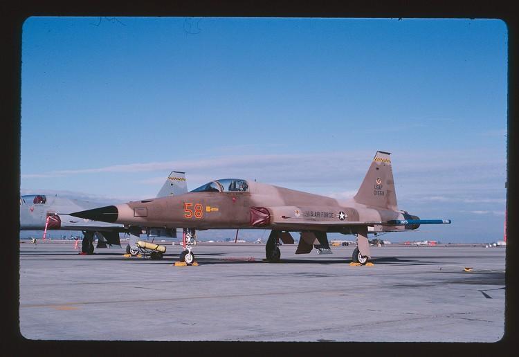 58 F-5E, 74-1558, 64 FWS, Dec 84