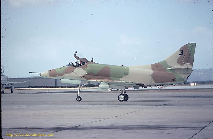 3 149971 USN A-4E 1970