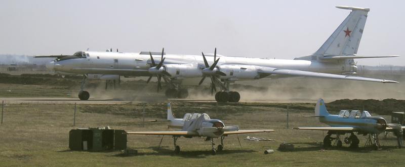 Tu-142MR_01

1