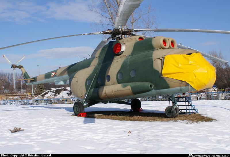 CCCP-25625-Hungarian-Air-Force-Mil-Mi-8_PlanespottersNet_253899