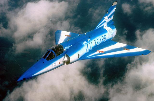 DACO 7219 Mirage 5BA, BA08, 1990 delta blue-