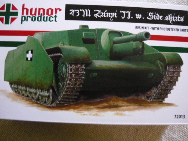 Hunor Product 1-72 Zrínyi 105mm csodaszép oldalkötényezéssel, műgyanta + rezek 6000,- Ft.jpg