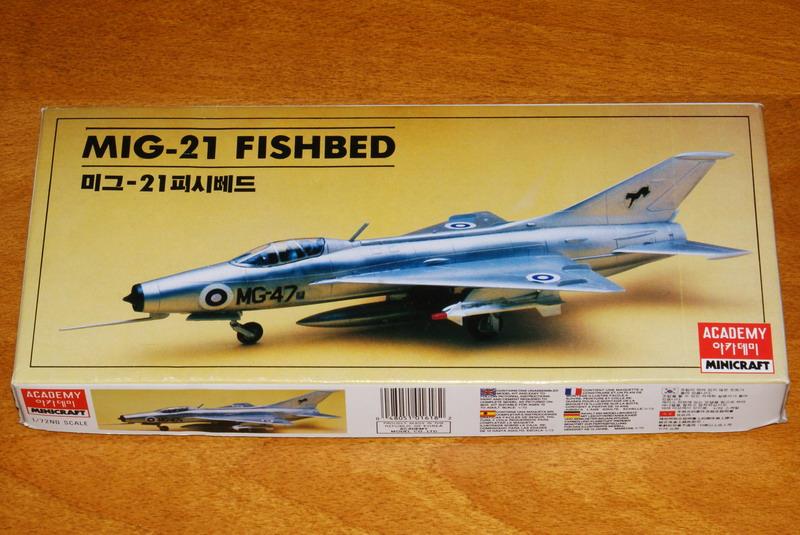 Academy 1618 1/72 MiG-21 FISHBED