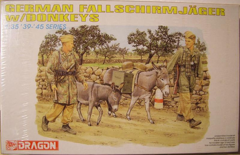 German Fallschirmjager w Donkeys Figures