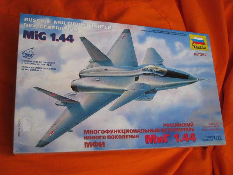 MiG-1.44_Zvezda_1-72_3600Ft