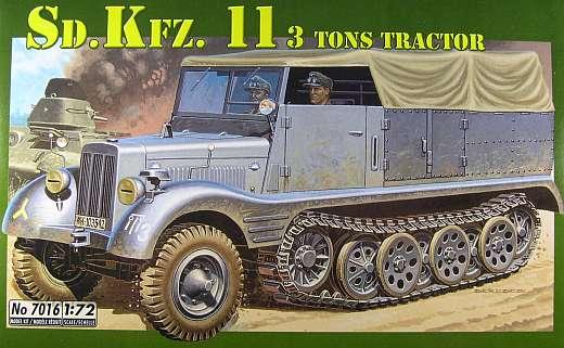 Sd.Kfz. 11. 3 tons tractor; 2 figurával, doboz nincs