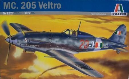 italeri_mc-205

2000.-