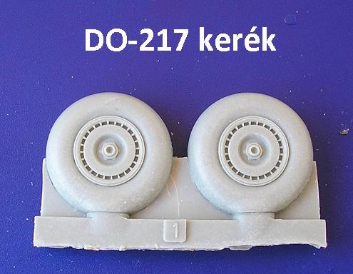 1-48 DO-217 kerék

200.-Ft