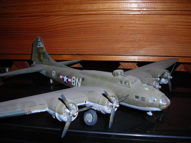 DSCN2134 B-17 (1-72)