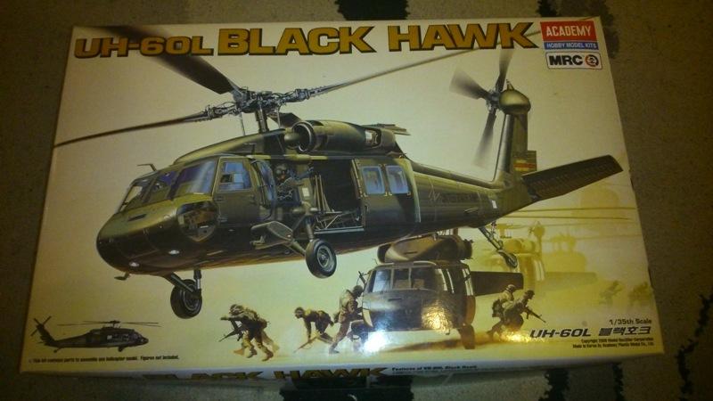 Academy MRC UH-60L Black Hawk – 10.000 Ft 1:35