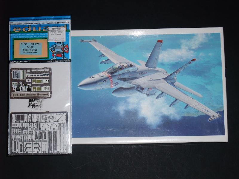 1/72 Hasegawa F/A-18F Super Hornet + Eduard színes rézmaratás készlet

10500.- + posta.