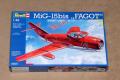 REVELL 04573 az ára 4700 Ft