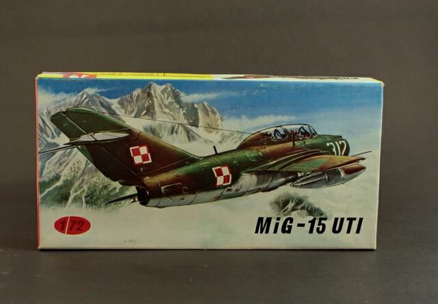 KP 13  MiG-15 UTI