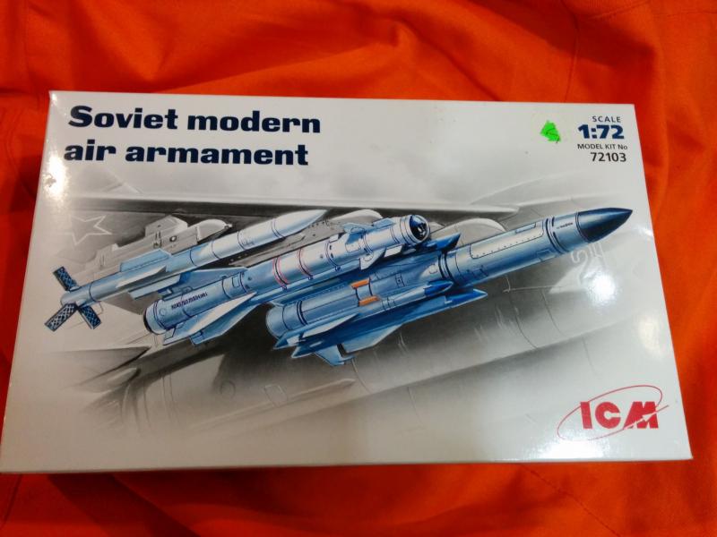 soviet modern air armament icm_1-72_2000Ft_1