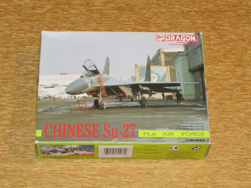 Dragon 1_144 Chinese Su-27 makett