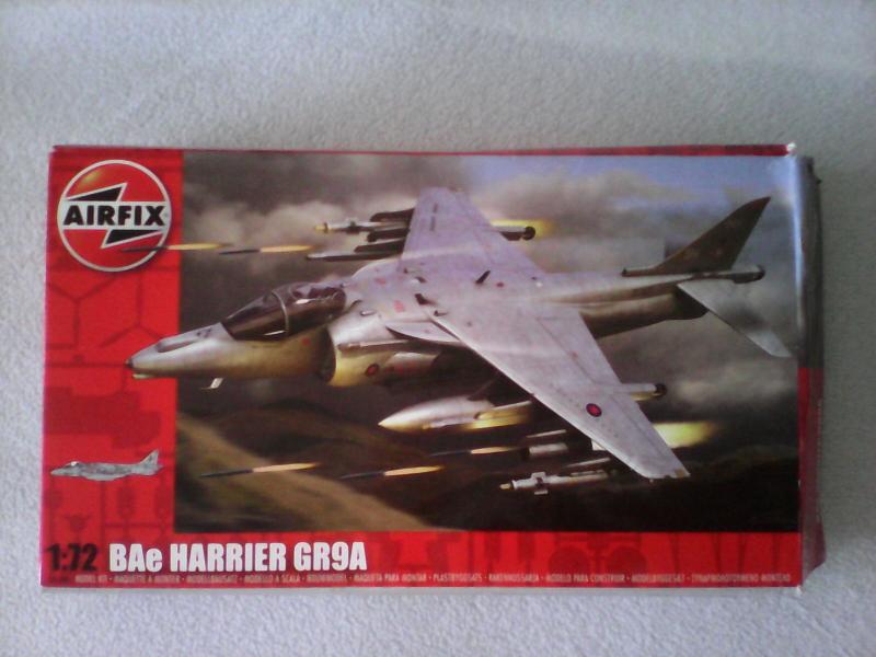 Harrier .

1:72 2.500,- Gift Set, új, nylonban, festék, ecset és ragasztó nélkül, képen látható állapotban