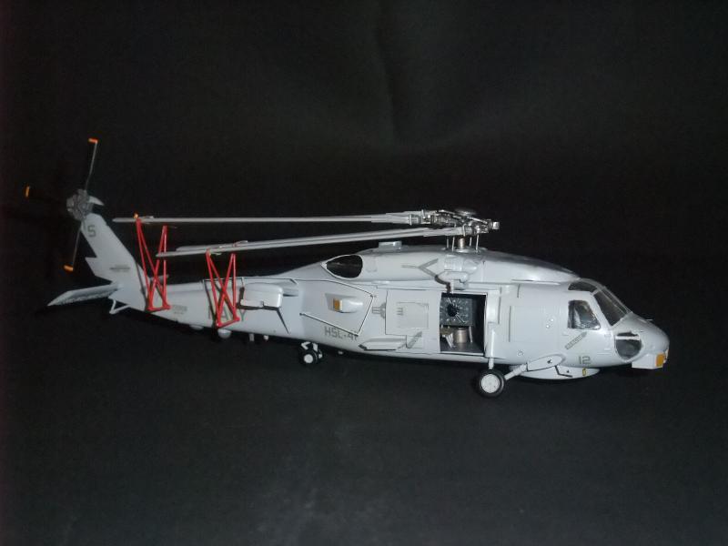 1/72 SH-60B Sea Hawk

4500.-