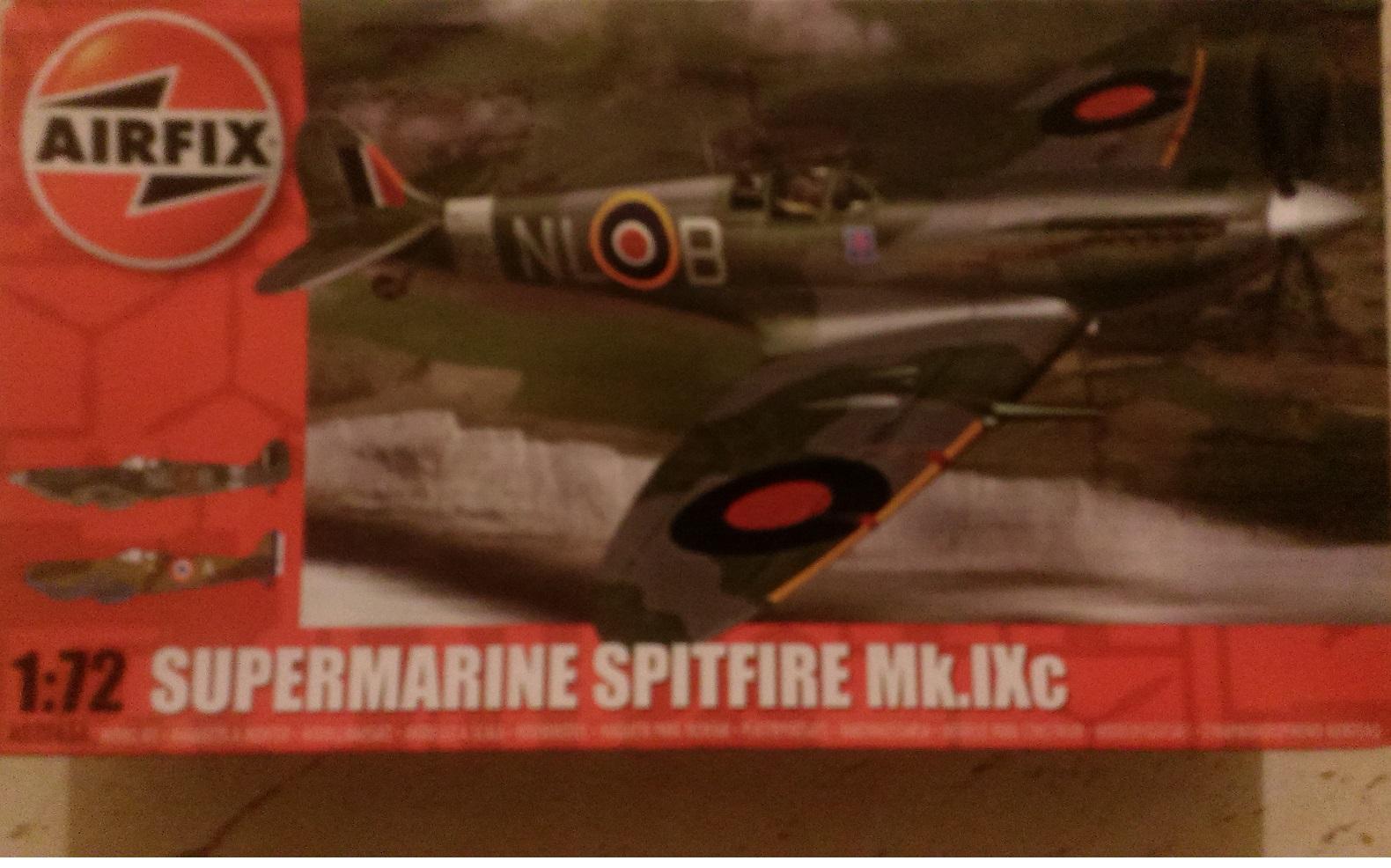 Airfix Spitfire Mk. IXc 1-72

1500.-