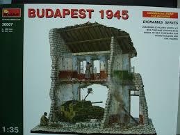 miniart 36007 budapest diorama su-76 páncélvadásszal 12000,- + posta