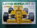 Tamiya Lotus 99T versenyautó makett F1