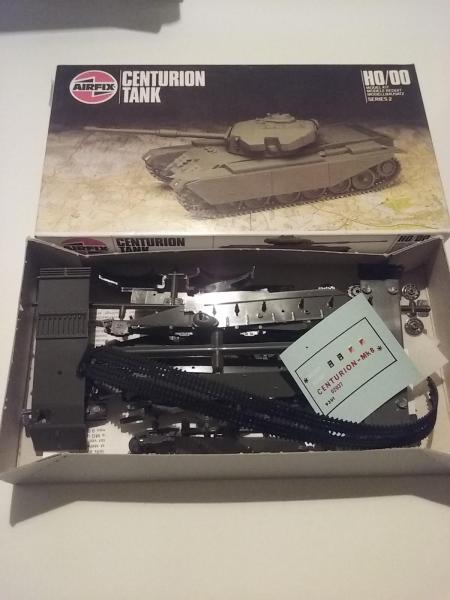 AIRFIX CENTURION 2000FT