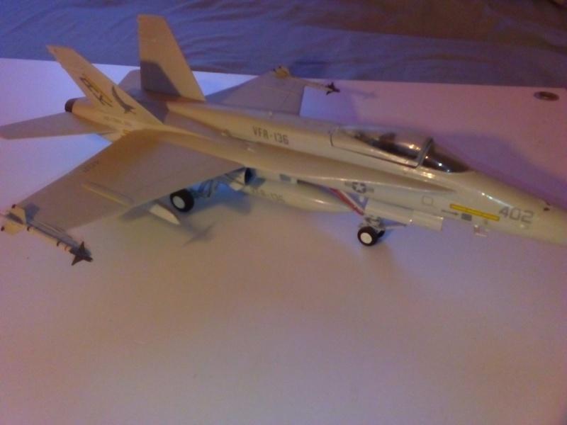 Monogram F-18 Hornet 1/48

1000Ft
