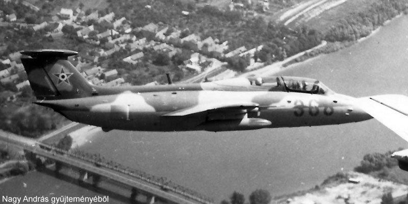 368 Aero-L-29-Delfin-368-2