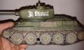 1:35 Dragon T34/85 13eft postával