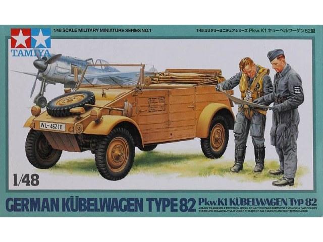 German Kuebelwagen Type 82; 2 figurával