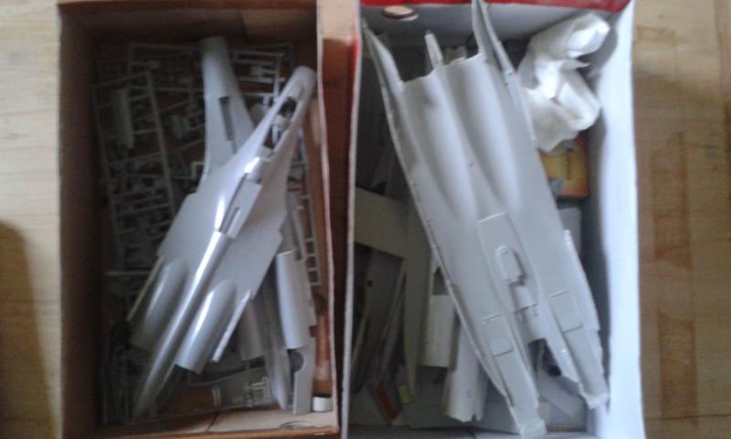 20170319_162142

800 Ft Az egyik 1/72 Su-30 MK a másik 1/48 F-15 E Mindkettő bontott