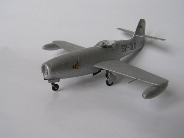 Jak-23 - 900 Ft