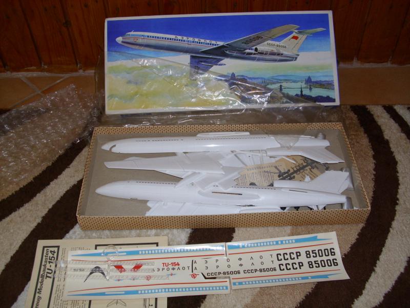 Tu-154 1:100

8000ft
