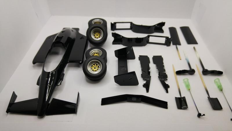 Fujimi Lotus 97T painted parts