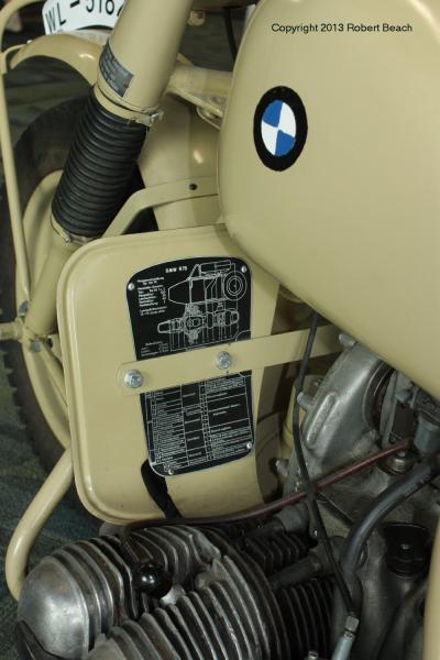 BMW_Mtrcycle_sidecar_cycle-lftside-foot-board_frm-left-rear
