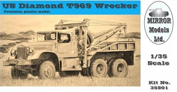 Diamond T969 wrecker
