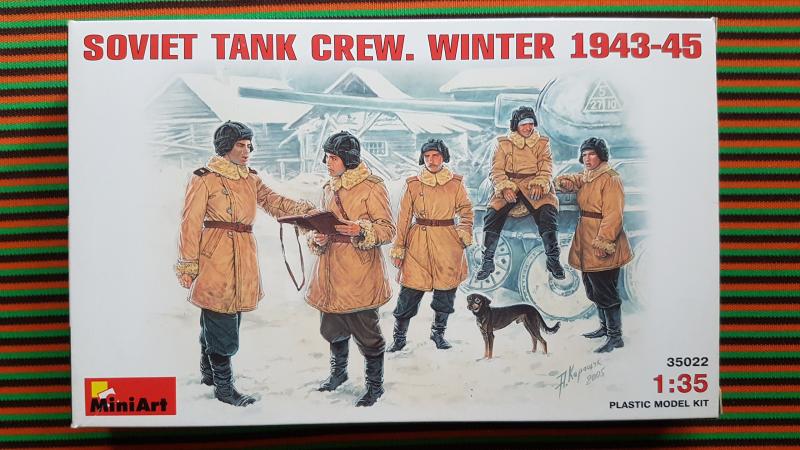 MiniArt 35022 Soviet Tank Crew Winter 1943-45  1500.- Ft