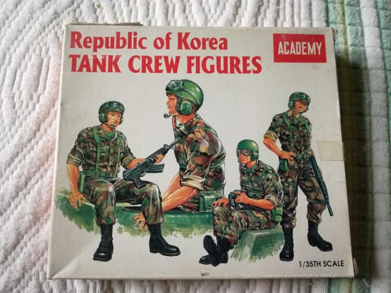 ROK Tank crew 1500Ft