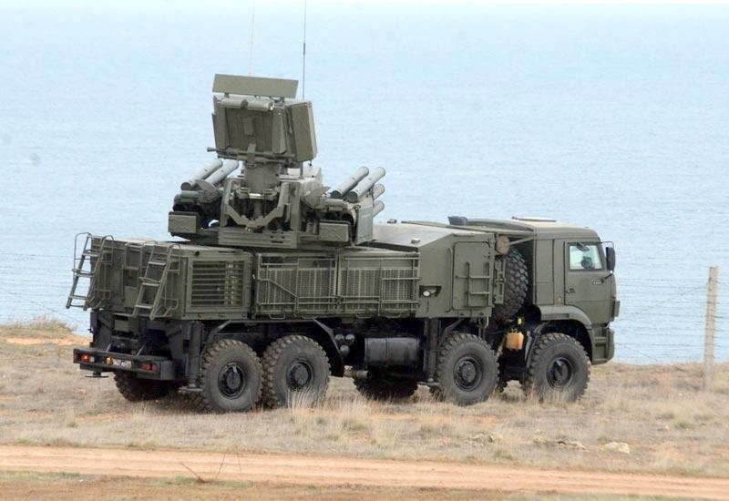 sa22-greyhound-pantsir-s1-air-defense-vehicle-russia_2