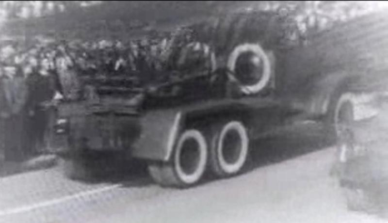 1952 Díszszemle ZIS-151 